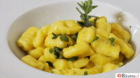 Gnocchi w sosie tahini ze szparagami - danie gotowe vegan 250g