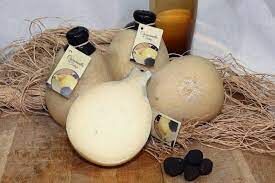 Ser Caciocavallo z truflami 385g