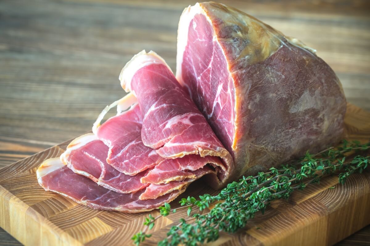Włoskie wędliny - rodzaje, które musisz znać!