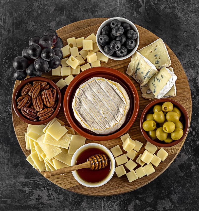 Ułożona deska serów Przykładowa deska serów - jak skomponować.