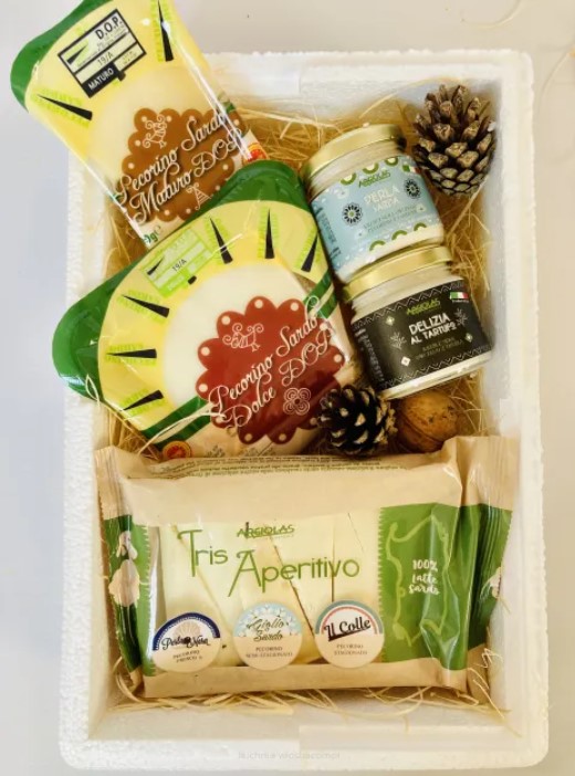 Sery na deskę serów z Sardynii Zestaw serów owczych z Sardynii